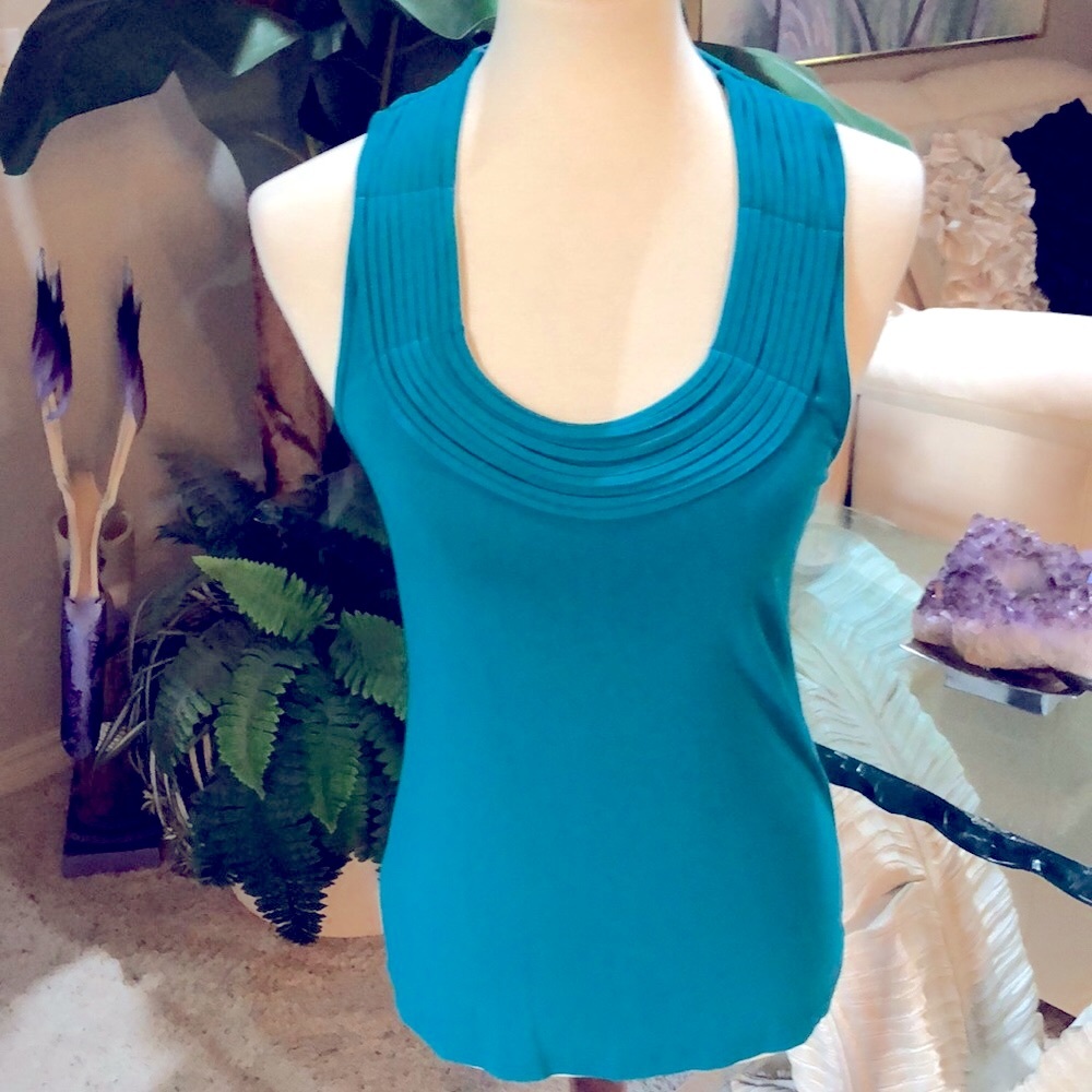 SZ S NWOT. CABLE & GAUGE TOP. TEAL